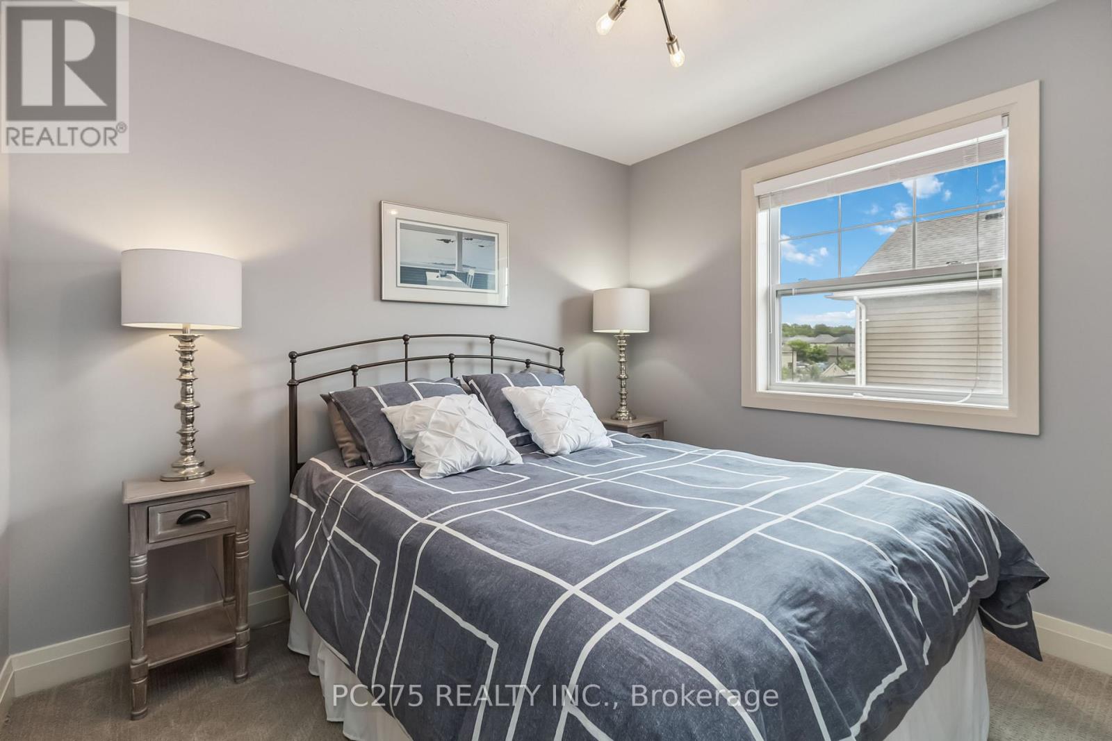 Photo 39 of 15 1040 Coronation Drive, London North ON
