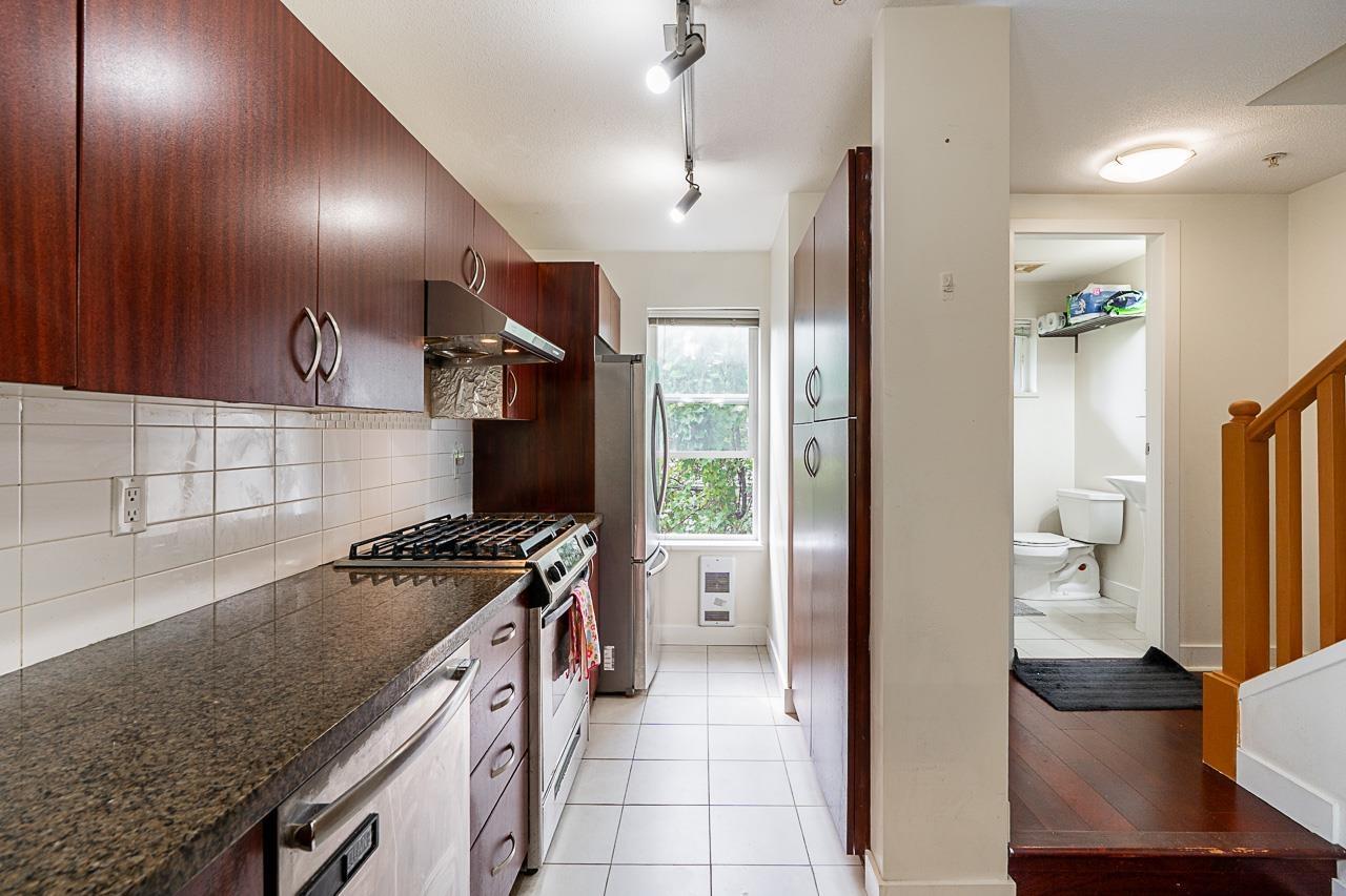 Photo 10 of 62 15353 100 Avenue, Surrey BC