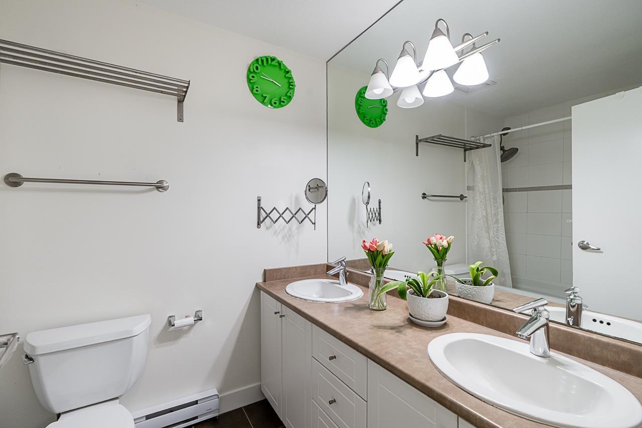 Photo 18 of 62 15353 100 Avenue, Surrey BC