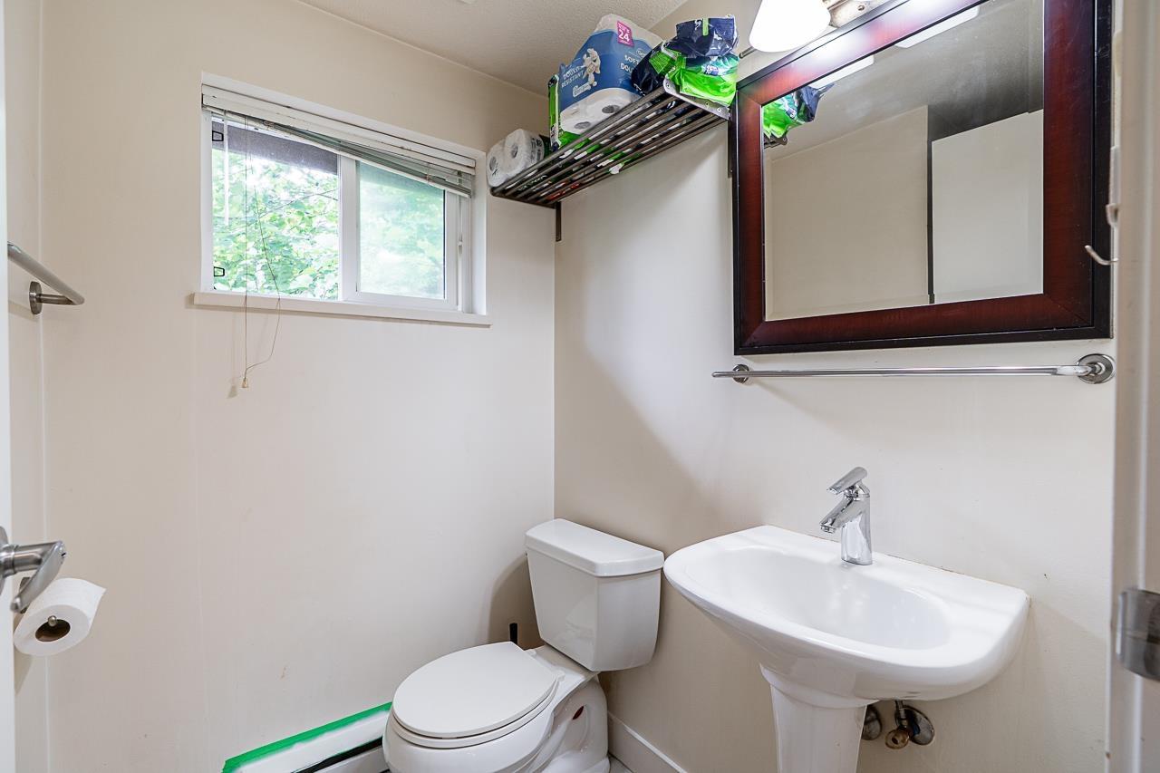 Photo 12 of 62 15353 100 Avenue, Surrey BC