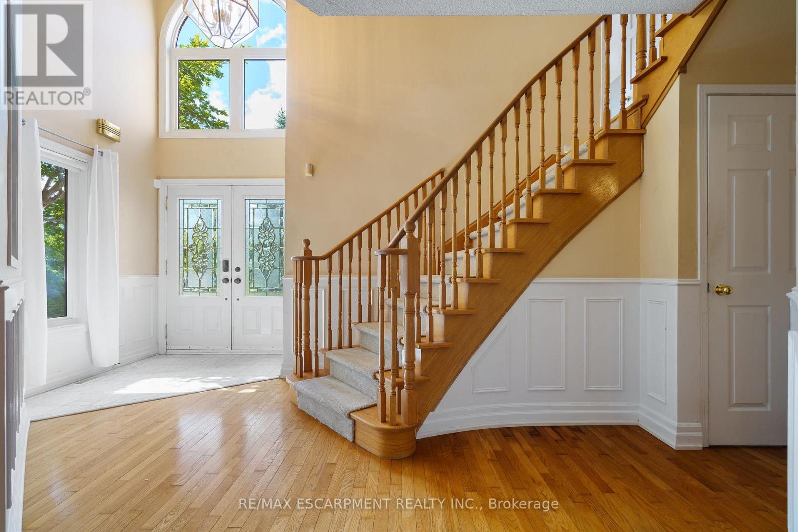 Photo 6 of 6451 Alderwood Trail, Mississauga ON