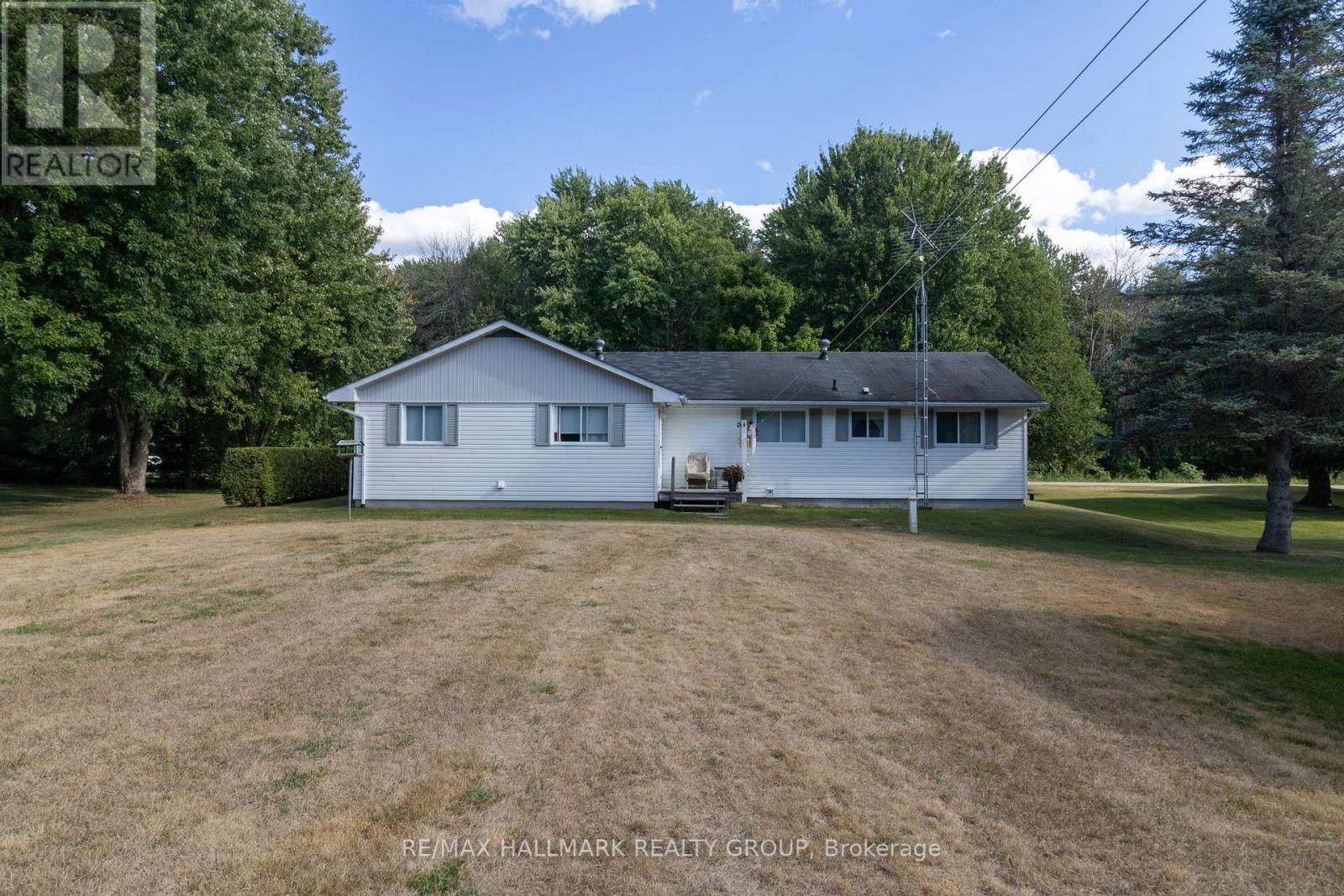 Photo 5 of 5542 Algonquin Road, Augusta ON
