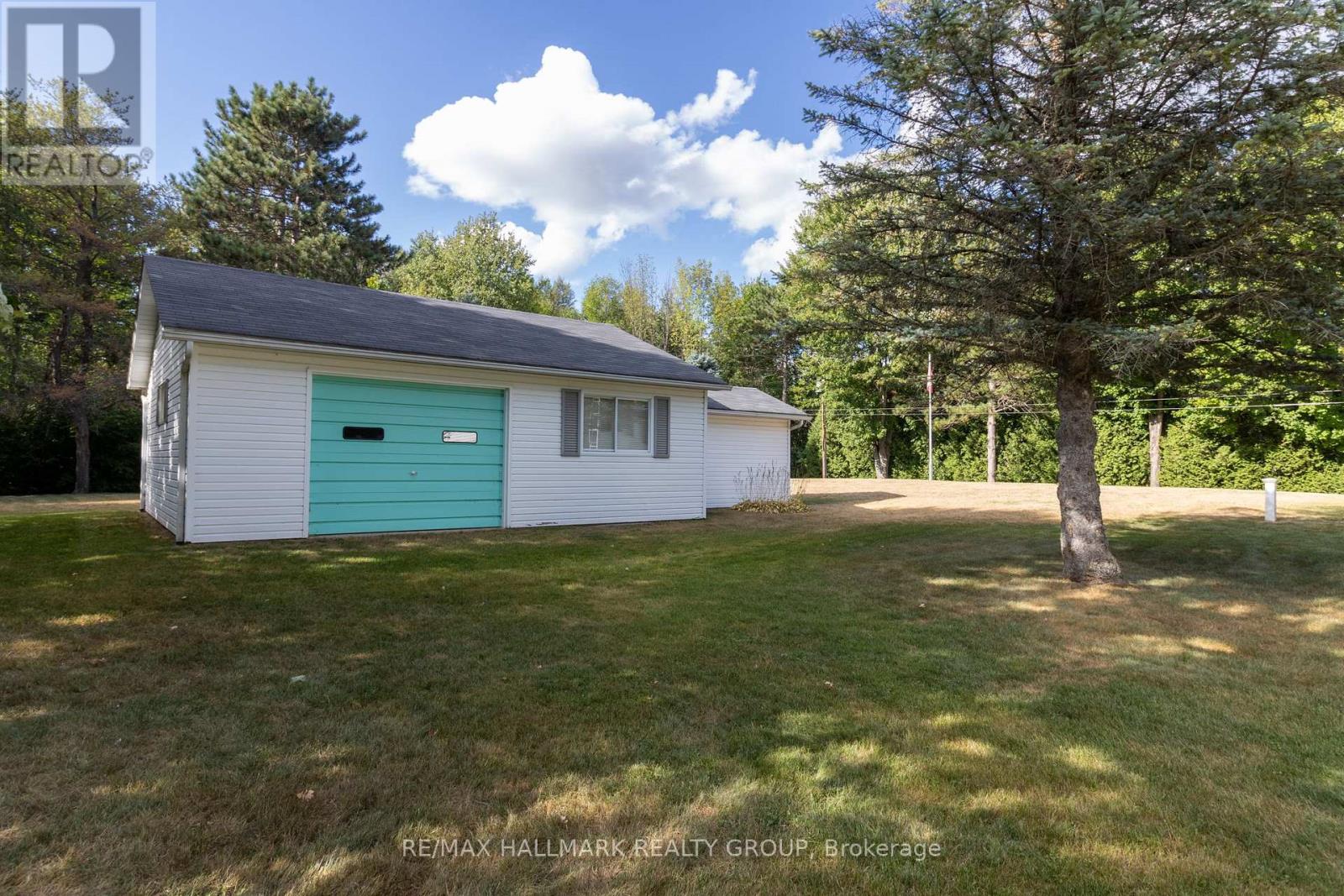 Photo 6 of 5542 Algonquin Road, Augusta ON