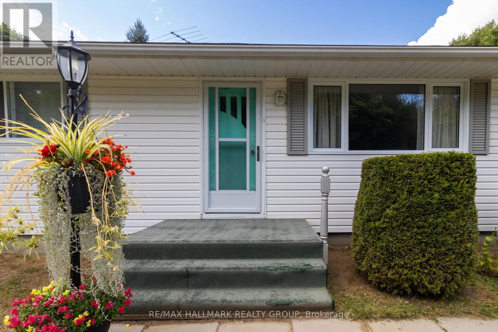 Photo 9 of 5542 Algonquin Road, Augusta ON