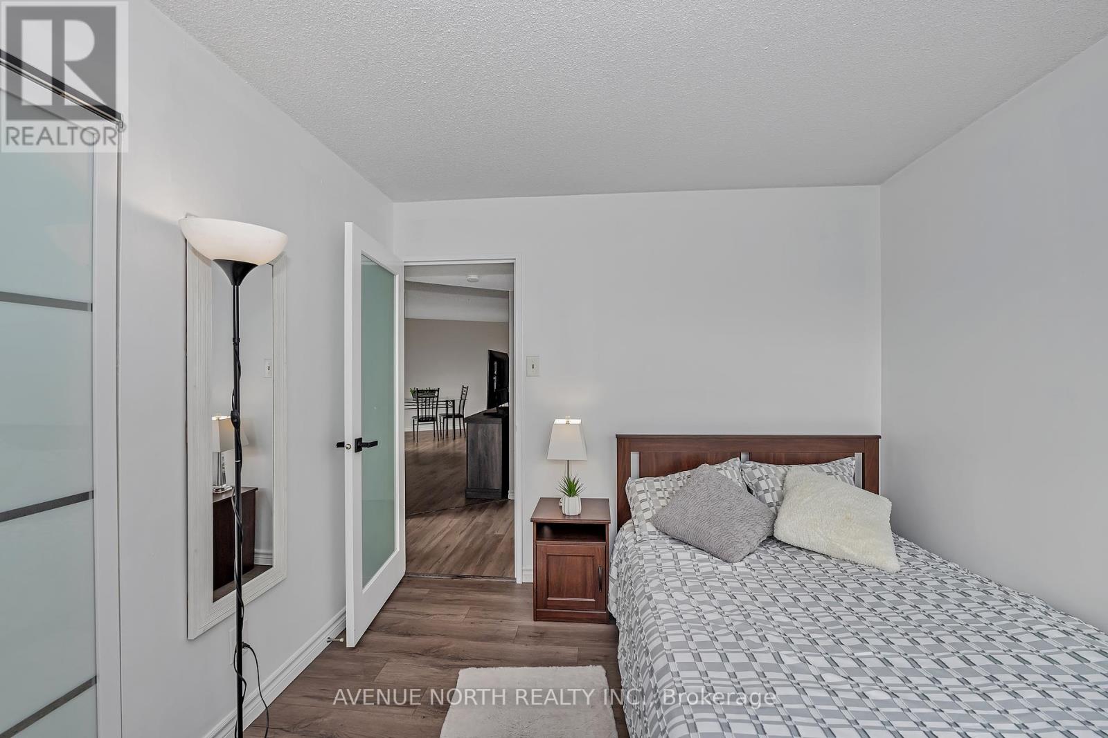 Photo 15 of 808 1380 Prince Of Wales Drive, Ottawa ON