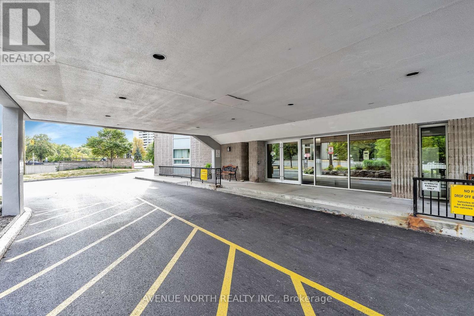 Photo 27 of 808 1380 Prince Of Wales Drive, Ottawa ON