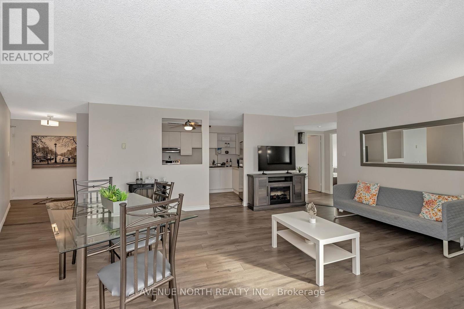 Photo 6 of 808 1380 Prince Of Wales Drive, Ottawa ON