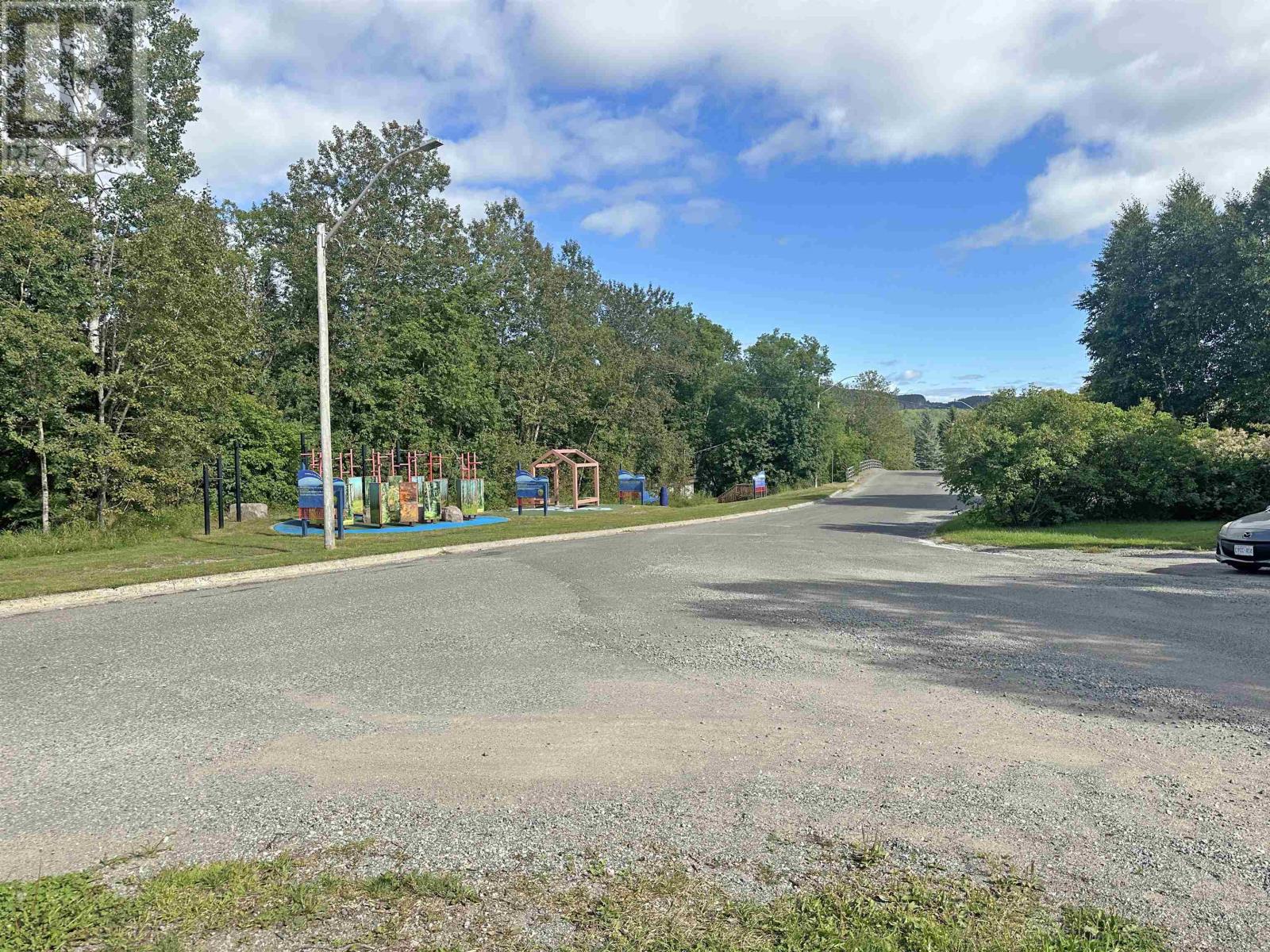 Photo 50 of 4 Riverview St, Nipigon ON