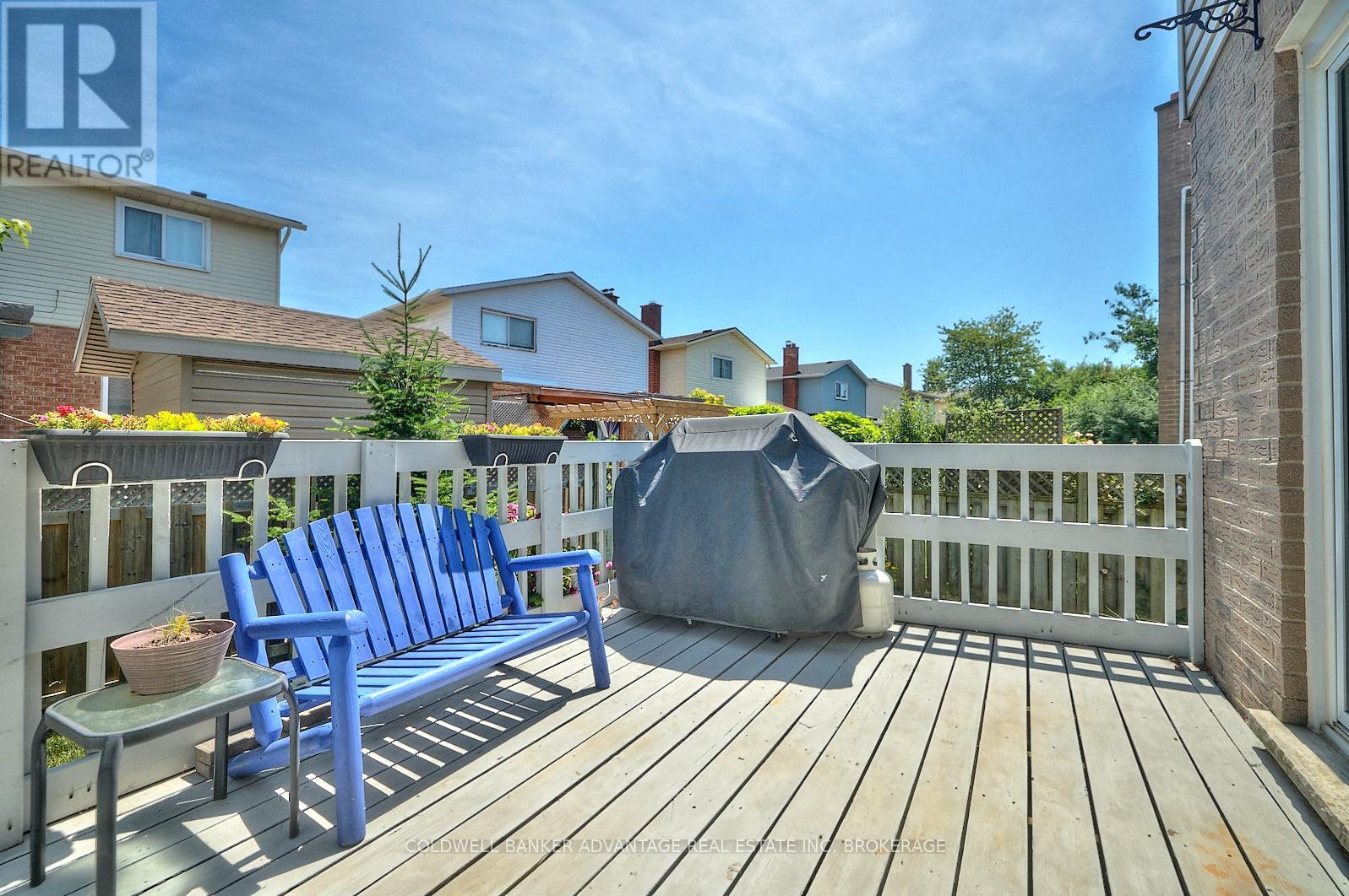 Photo 7 of 33 Naples Court, Thorold ON