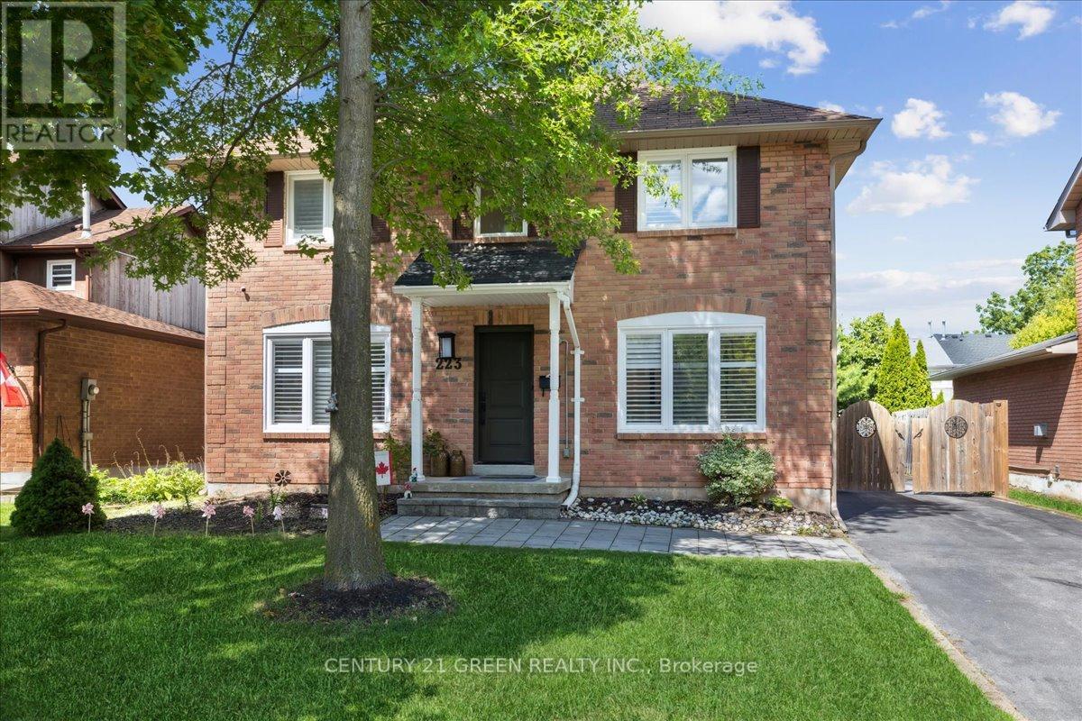 Photo 1 of 223 Odonoghue Avenue, Oakville ON