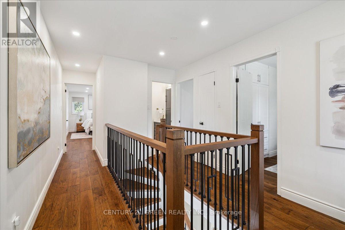 Photo 18 of 223 Odonoghue Avenue, Oakville ON
