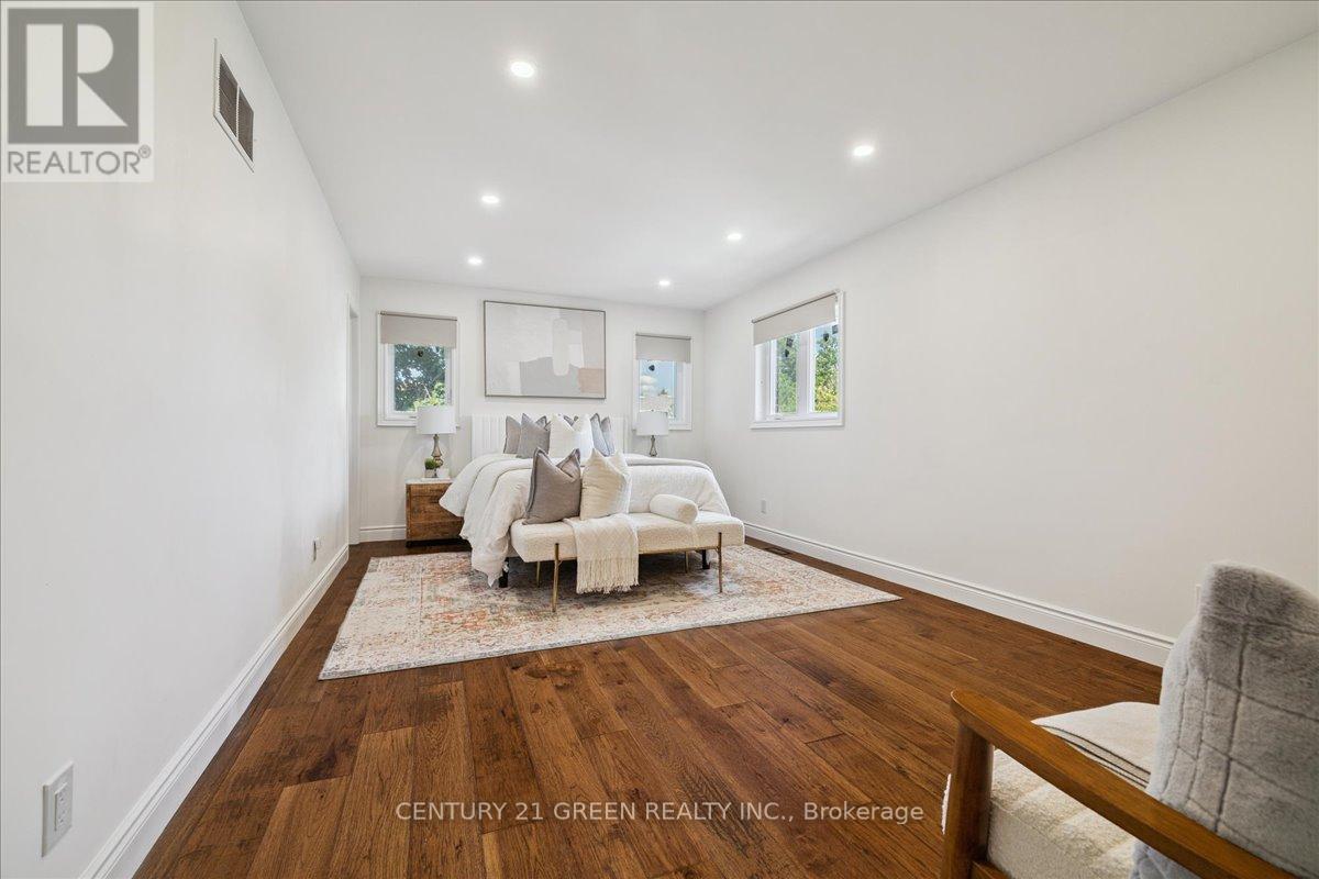 Photo 19 of 223 Odonoghue Avenue, Oakville ON