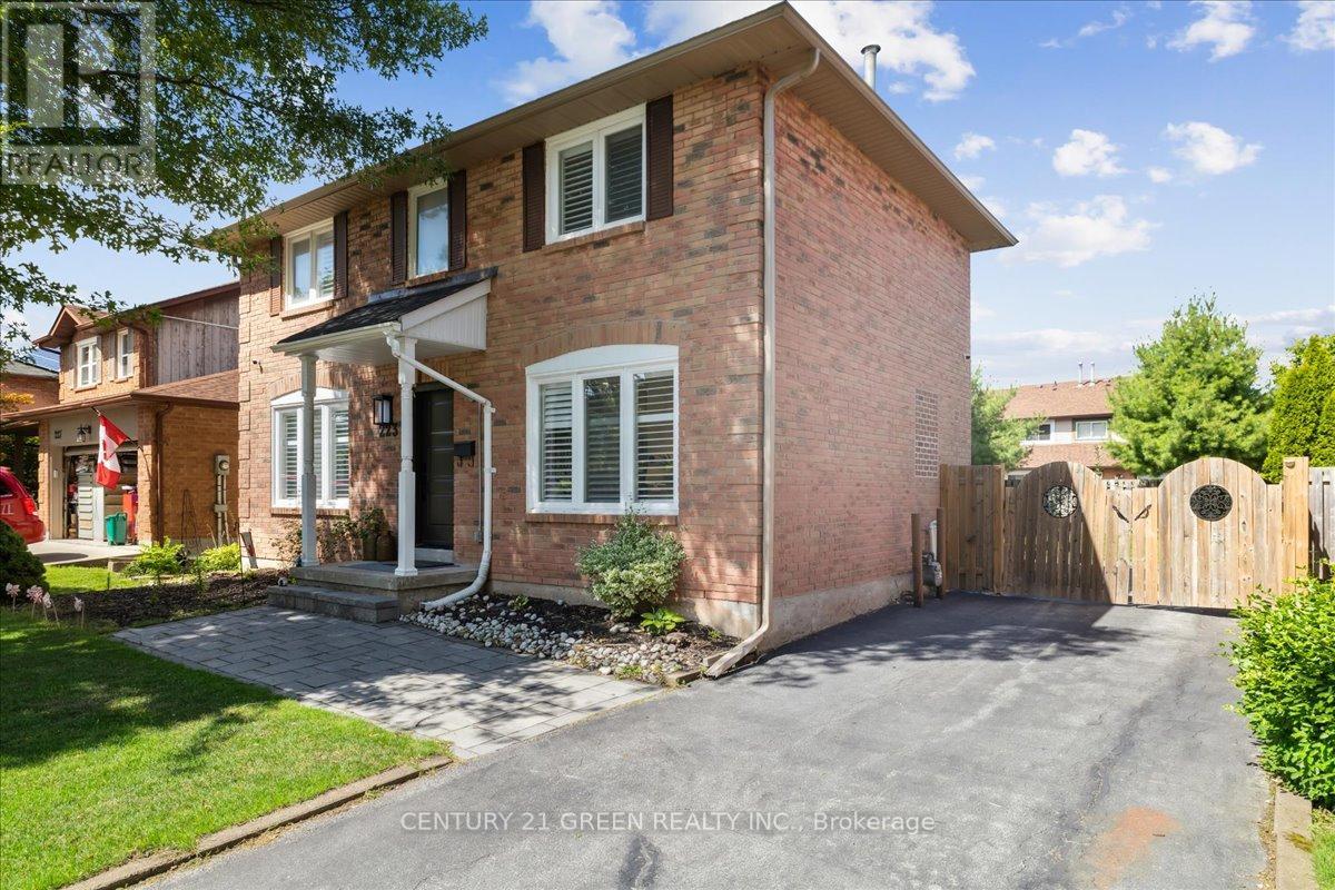 Photo 2 of 223 Odonoghue Avenue, Oakville ON