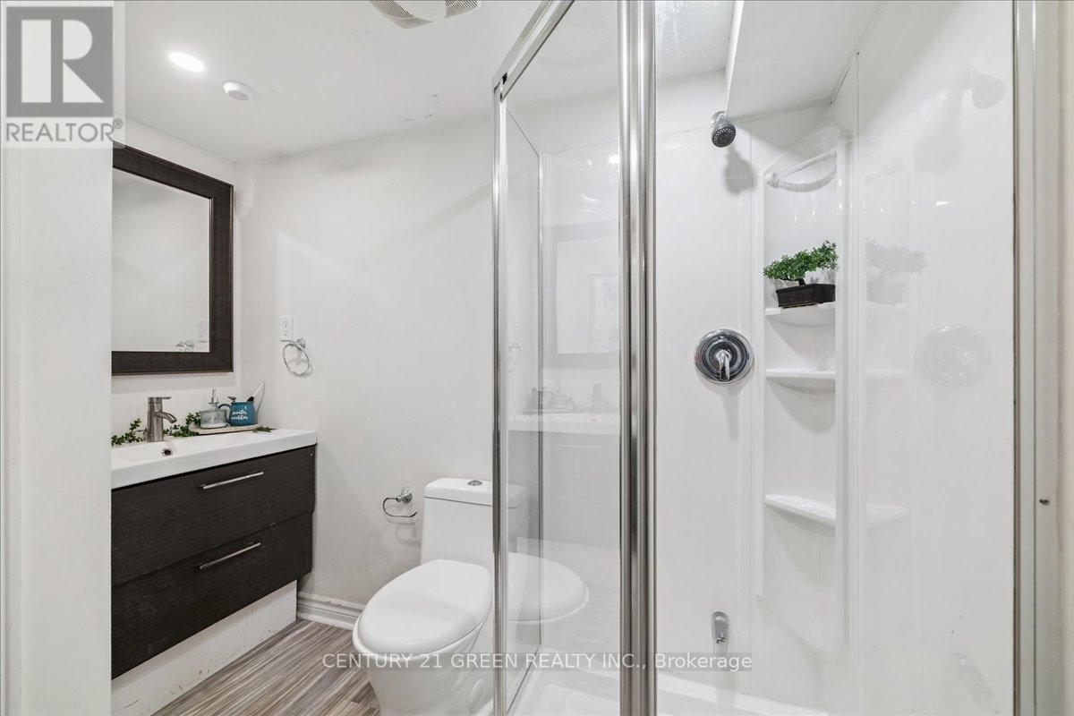 Photo 34 of 223 Odonoghue Avenue, Oakville ON