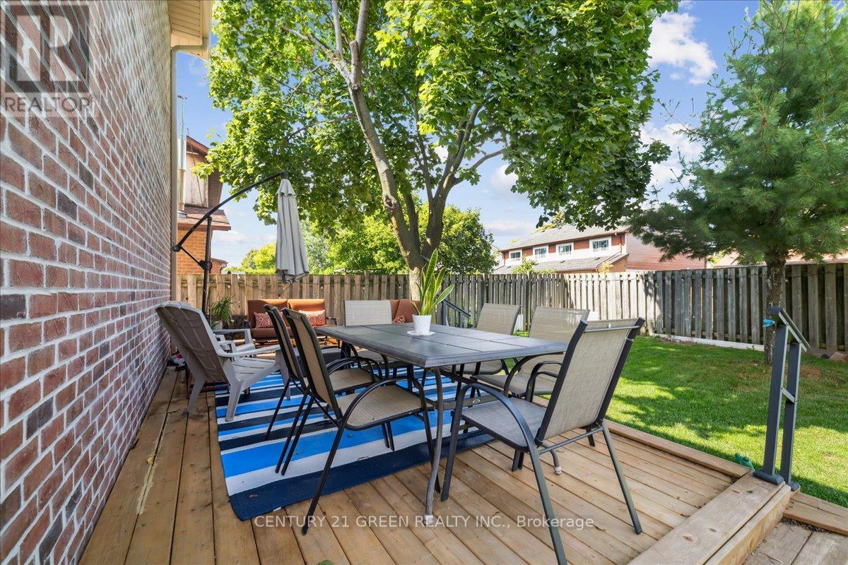 Photo 36 of 223 Odonoghue Avenue, Oakville ON