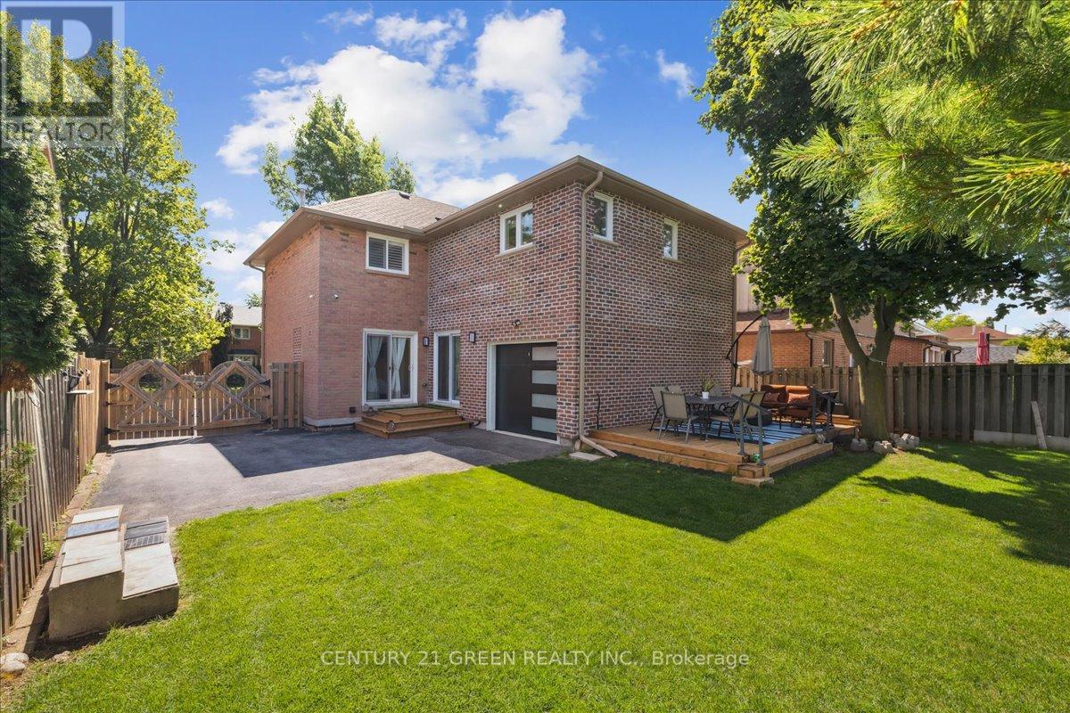 Photo 38 of 223 Odonoghue Avenue, Oakville ON