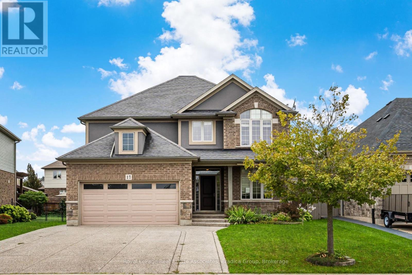 Photo 1 of 17 Trailwood Drive, Welland ON