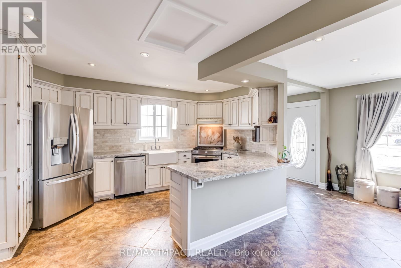 Photo 10 of 21 Propp Drive, Kawartha Lakes ON
