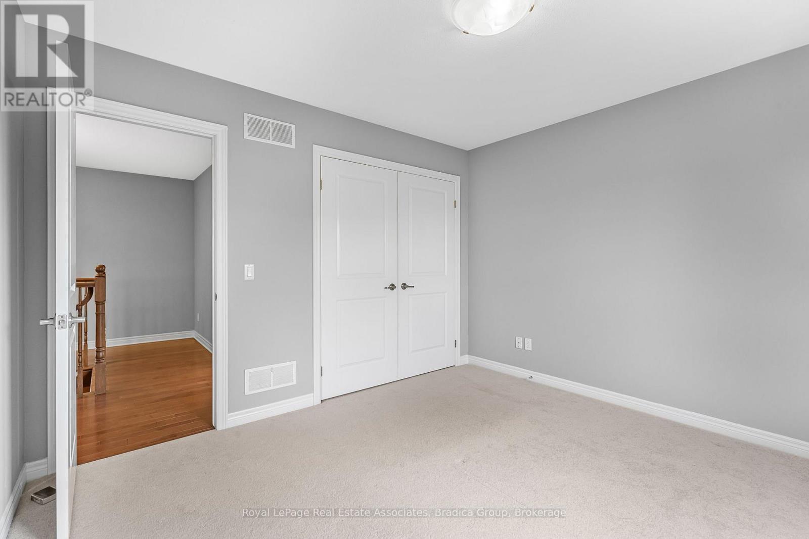 Photo 33 of 17 Trailwood Drive, Welland ON