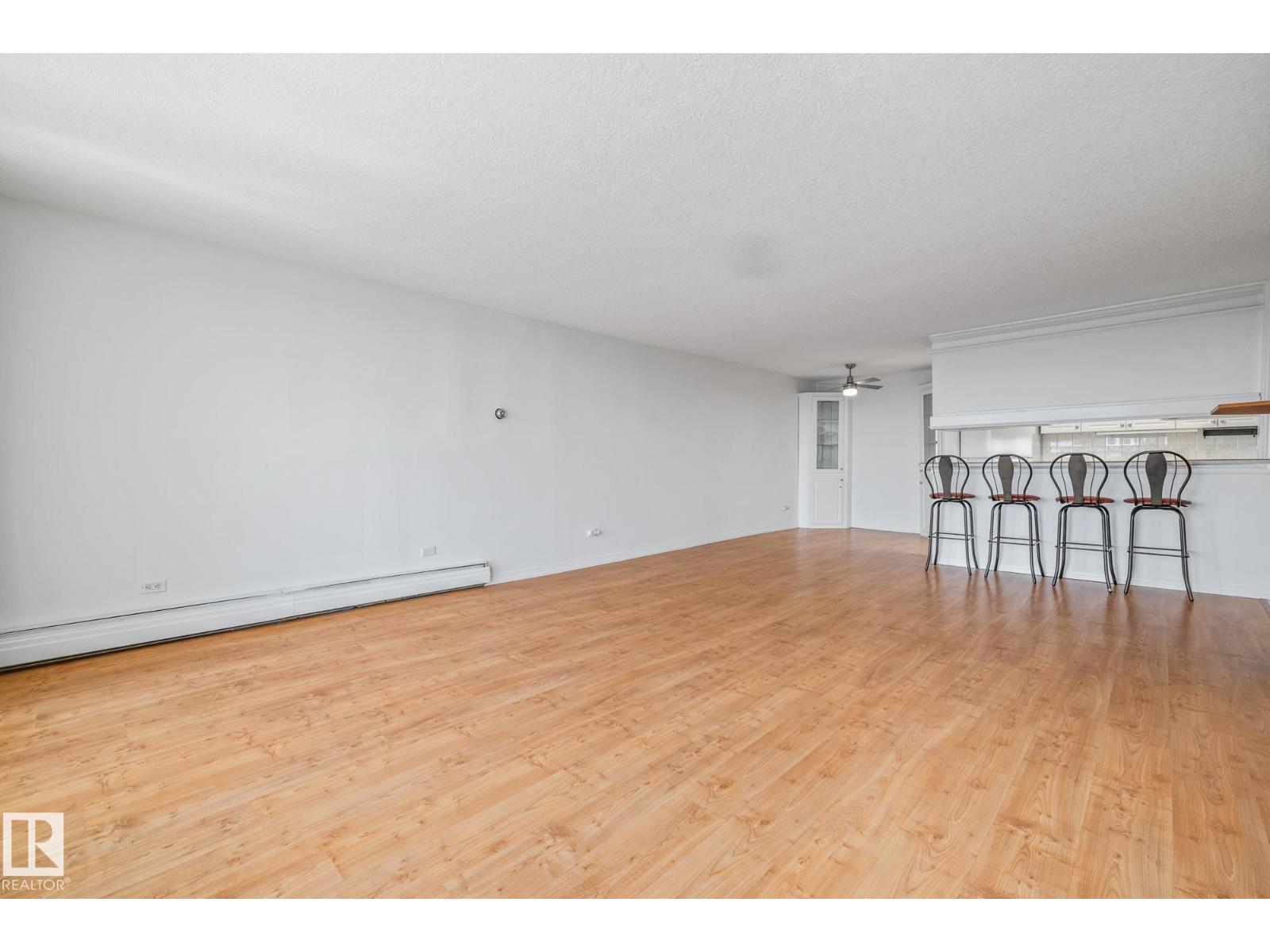 Photo 15 of 802 11920 100 Av Nw, Edmonton AB