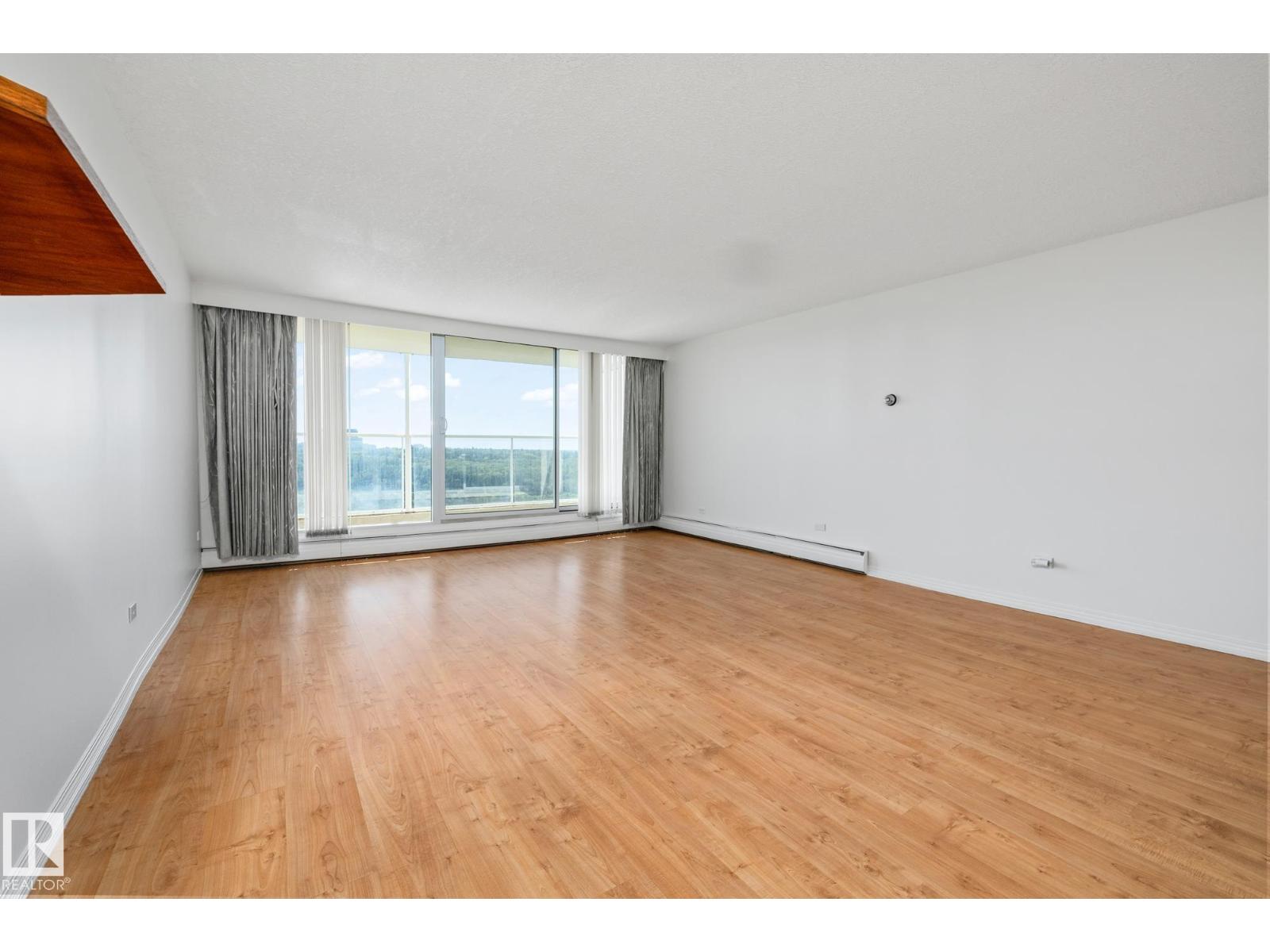 Photo 16 of 802 11920 100 Av Nw, Edmonton AB