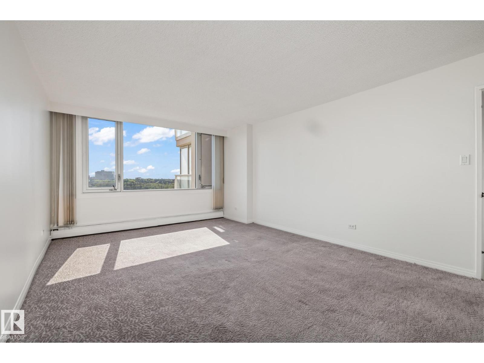 Photo 22 of 802 11920 100 Av Nw, Edmonton AB