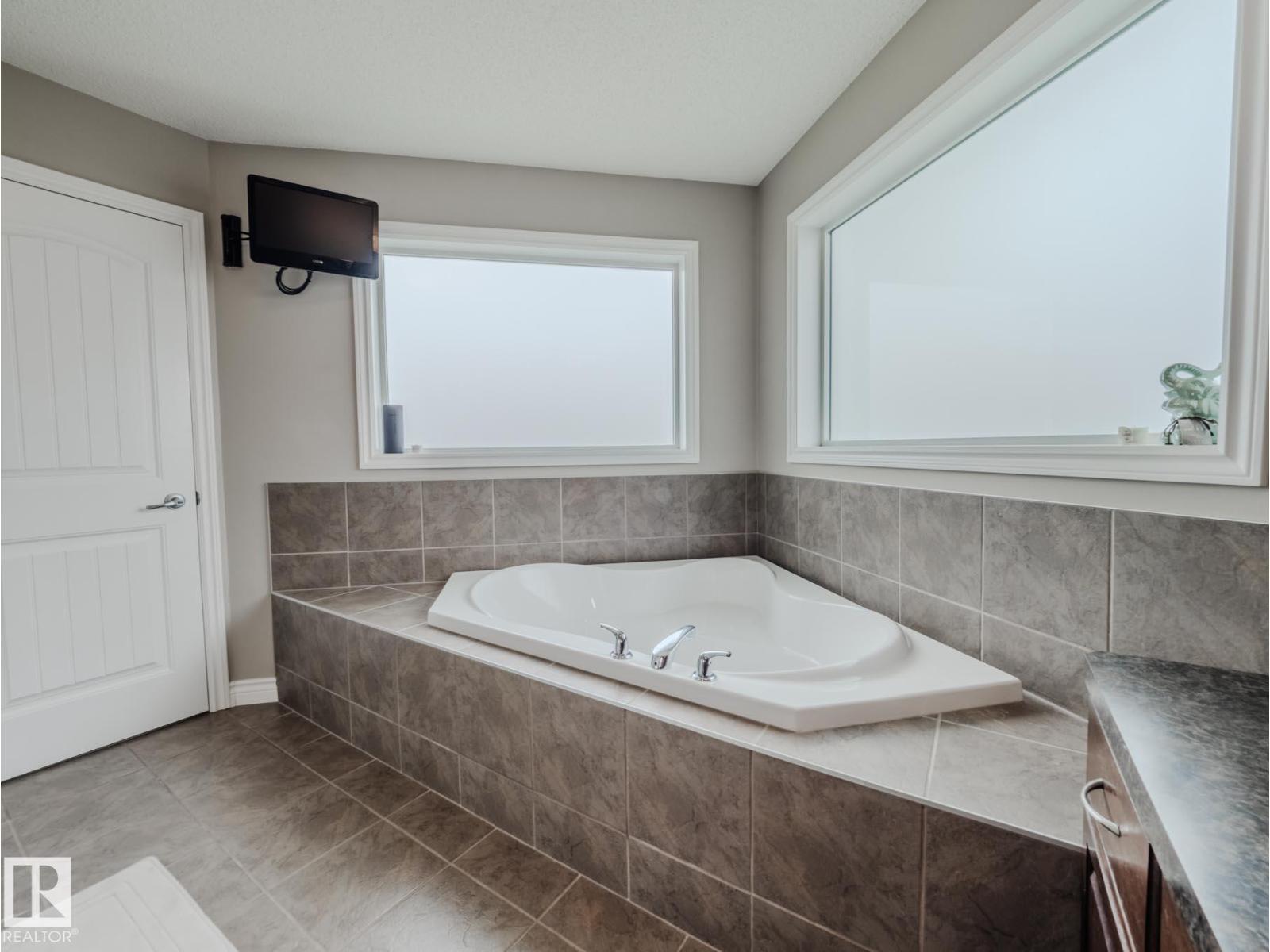 Photo 38 of 1626 63 A St Sw, Edmonton AB