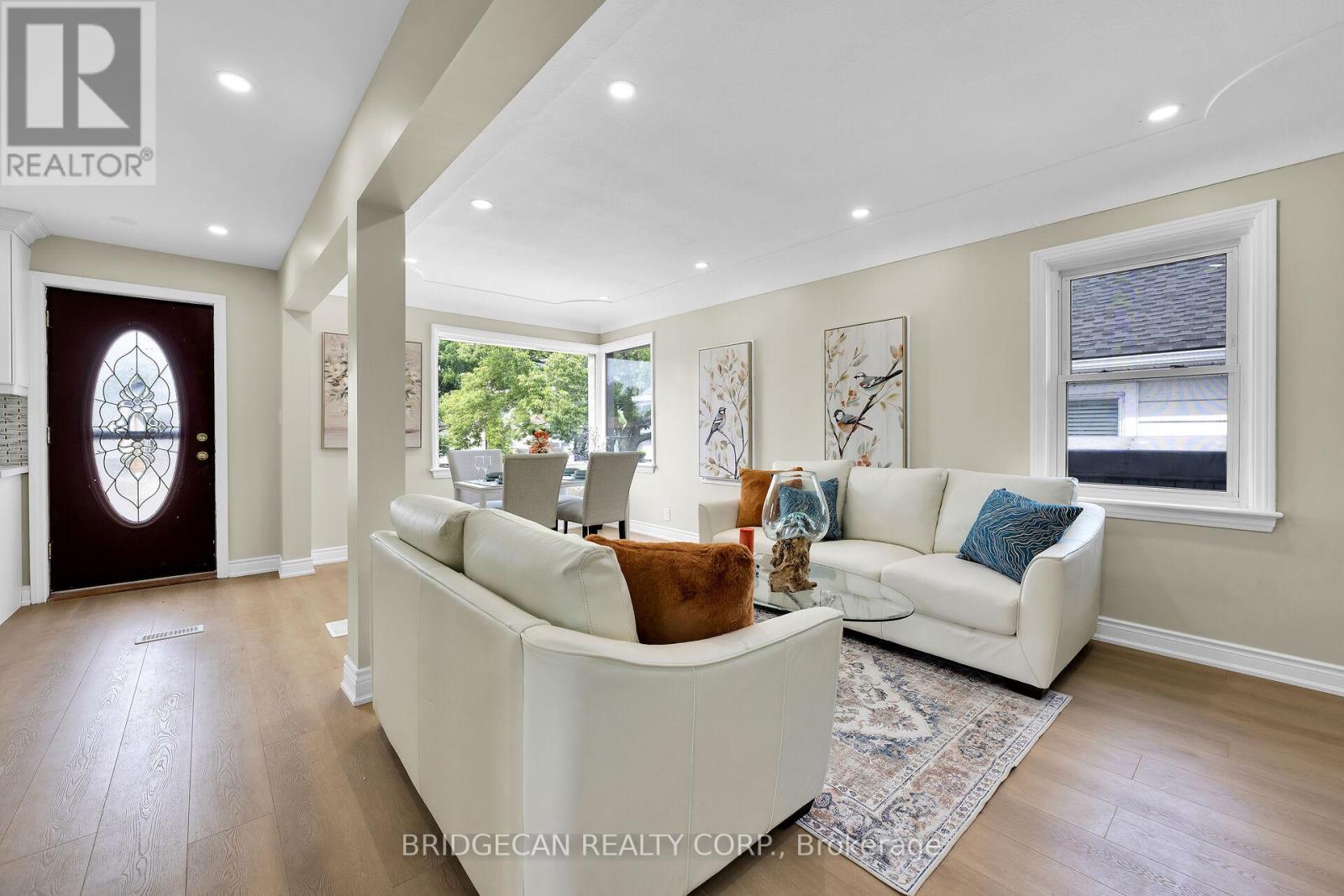 Photo 17 of 258 Brucedale Avenue E, Hamilton ON