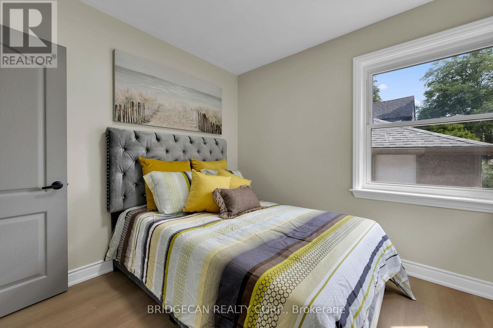 Photo 20 of 258 Brucedale Avenue E, Hamilton ON