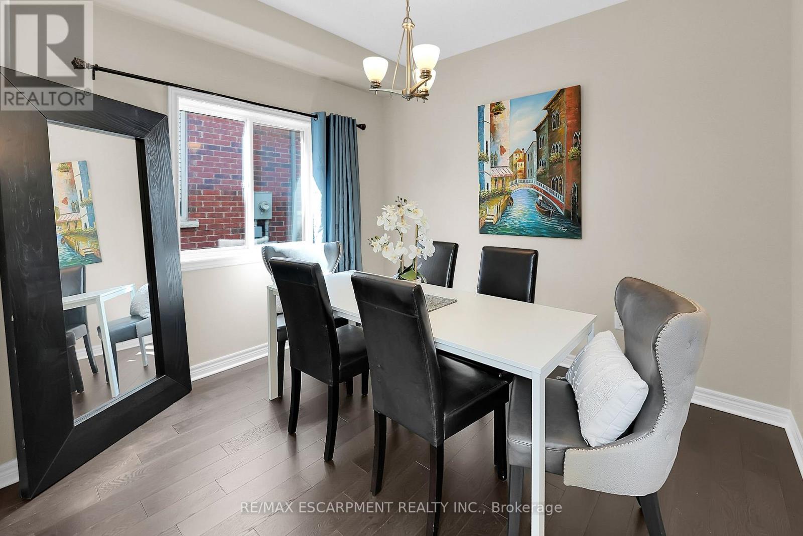 Photo 15 of 4896 Allan Court, Lincoln ON