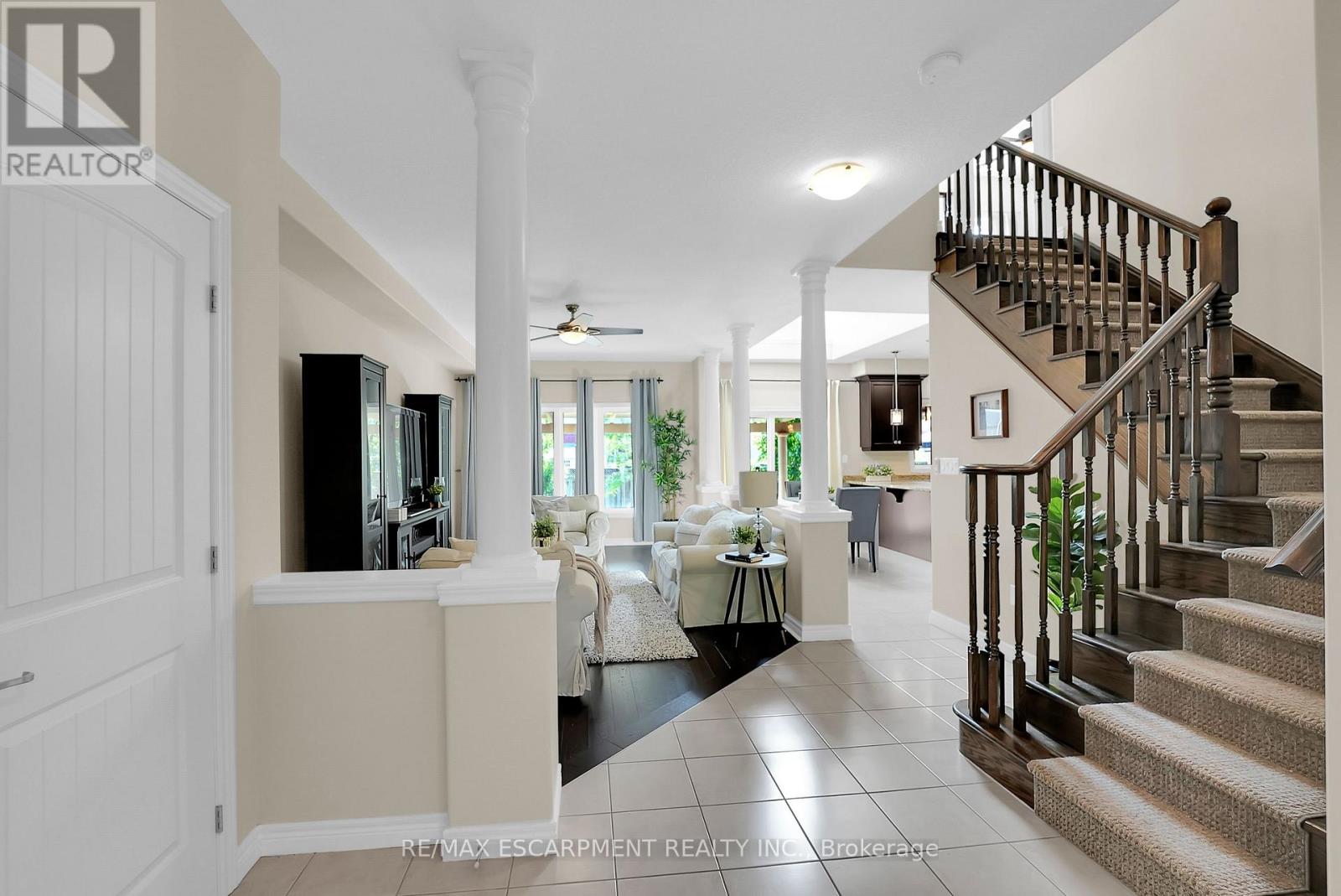 Photo 5 of 4896 Allan Court, Lincoln ON