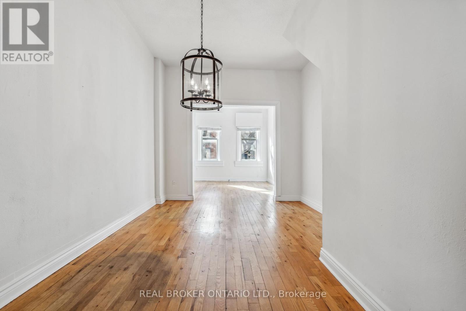 Photo 7 of Apt 2 197 King Street E, Hamilton ON