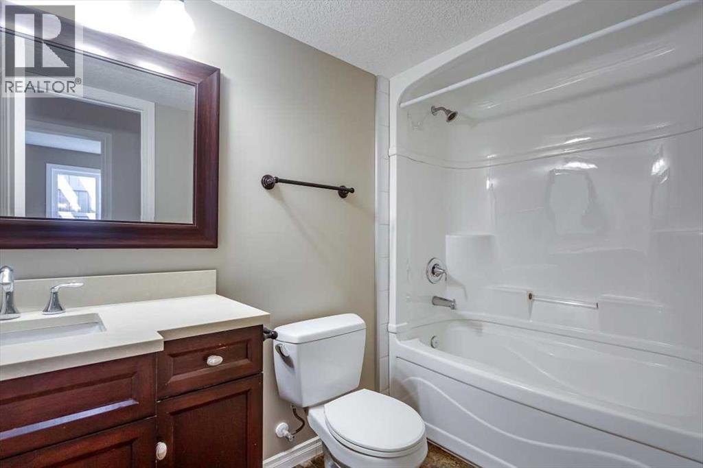 Photo 35 of 109 Churchill Place, Blackfalds AB