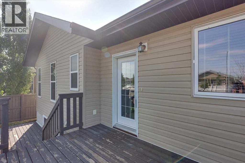 Photo 45 of 109 Churchill Place, Blackfalds AB
