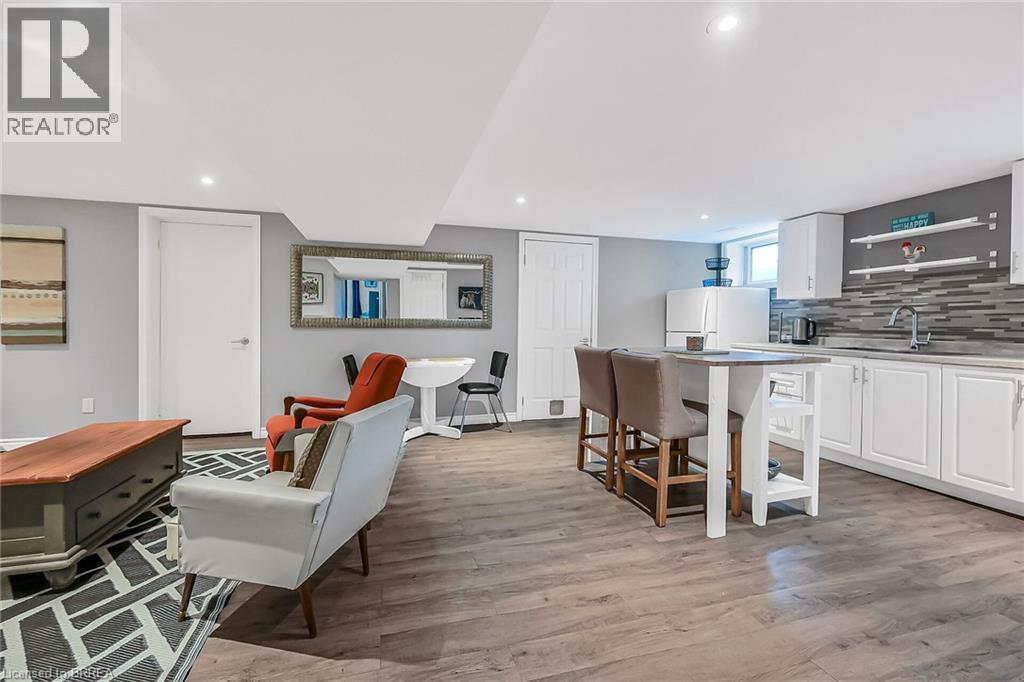 Photo 27 of 21 Burdock Boulevard, Brantford ON