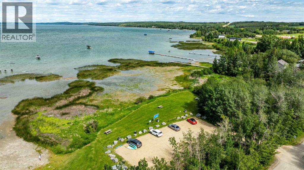 Photo 6 of 31 Jarvis Bay Drive, Jarvis Bay AB