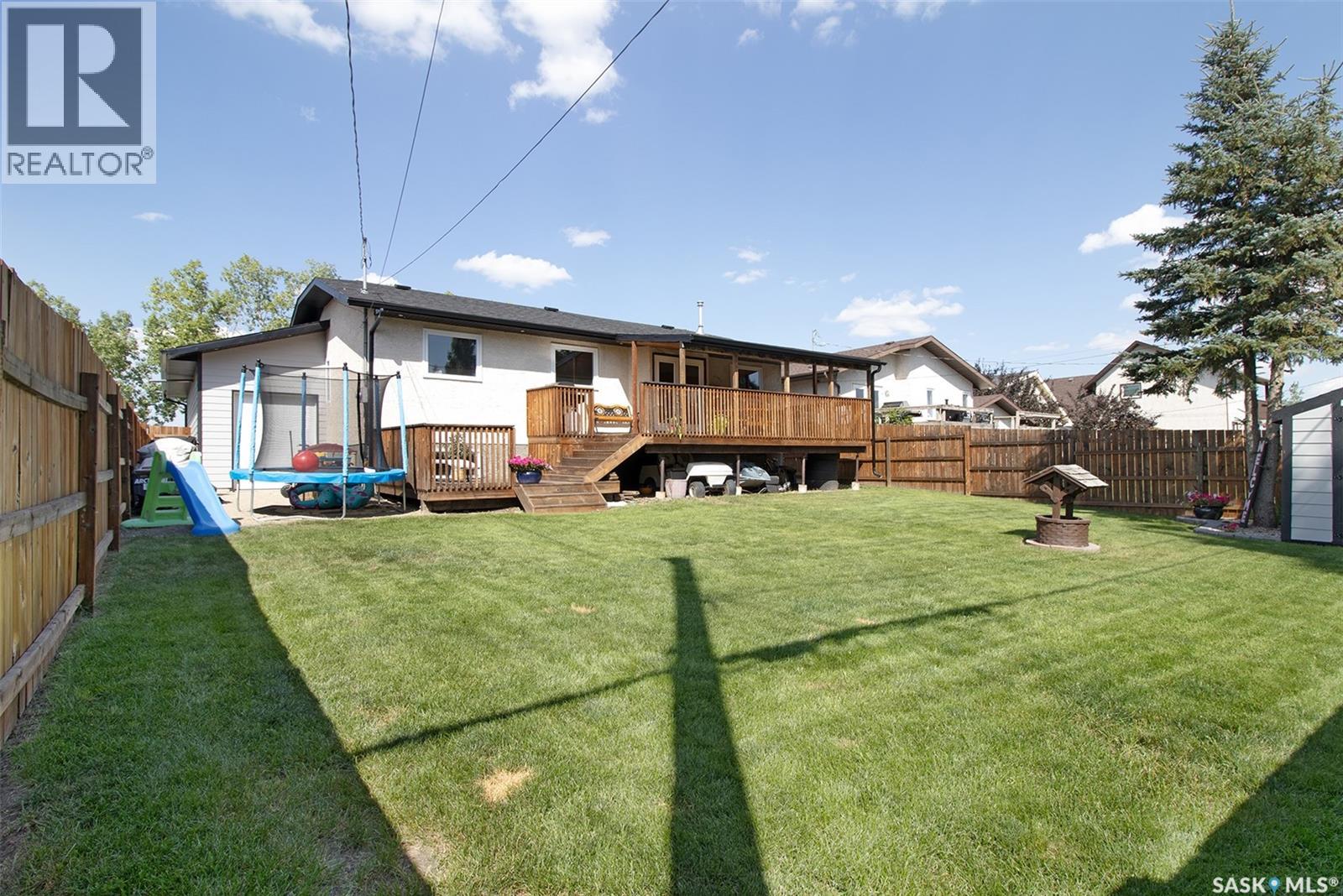 Photo 34 of 607 Railway Street, Balgonie SK