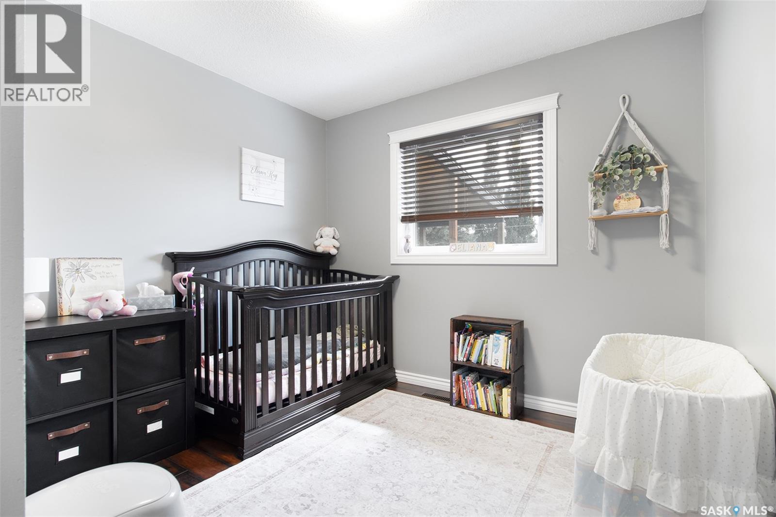 Photo 18 of 607 Railway Street, Balgonie SK