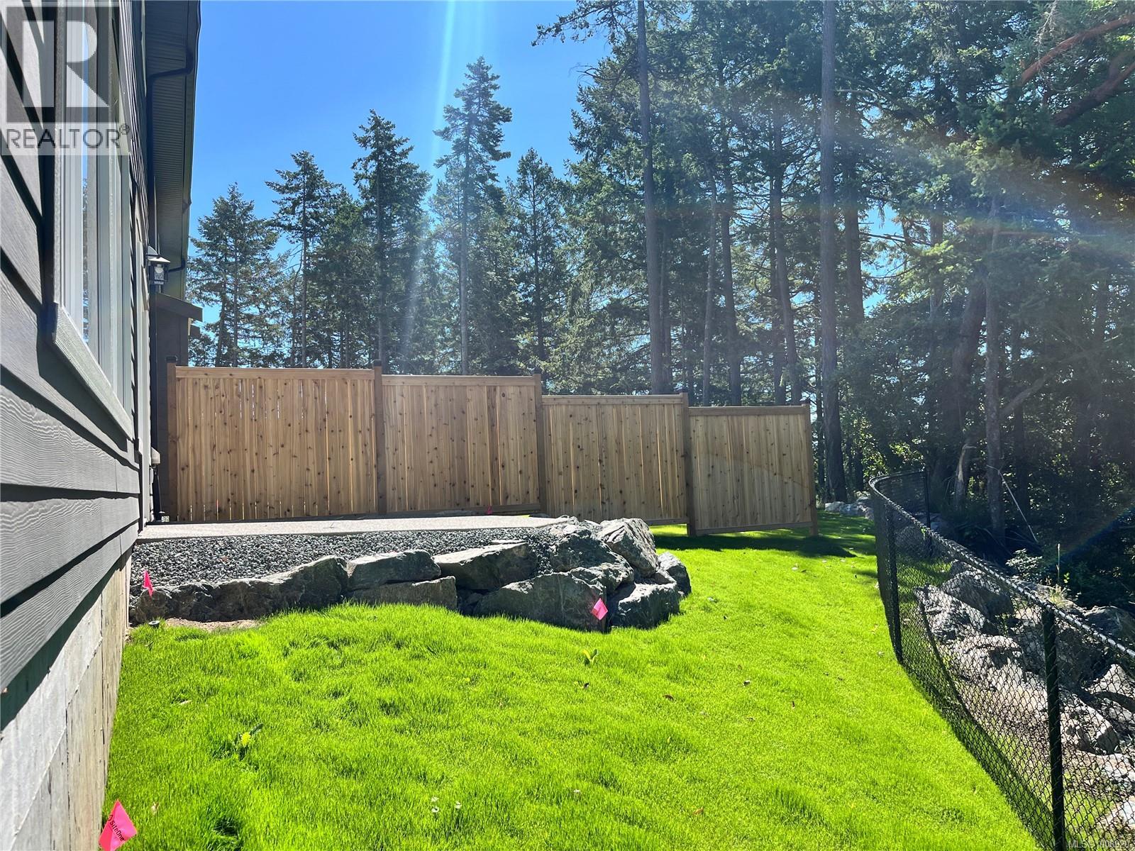 Photo 13 of 2014 West Park Lane, View Royal BC
