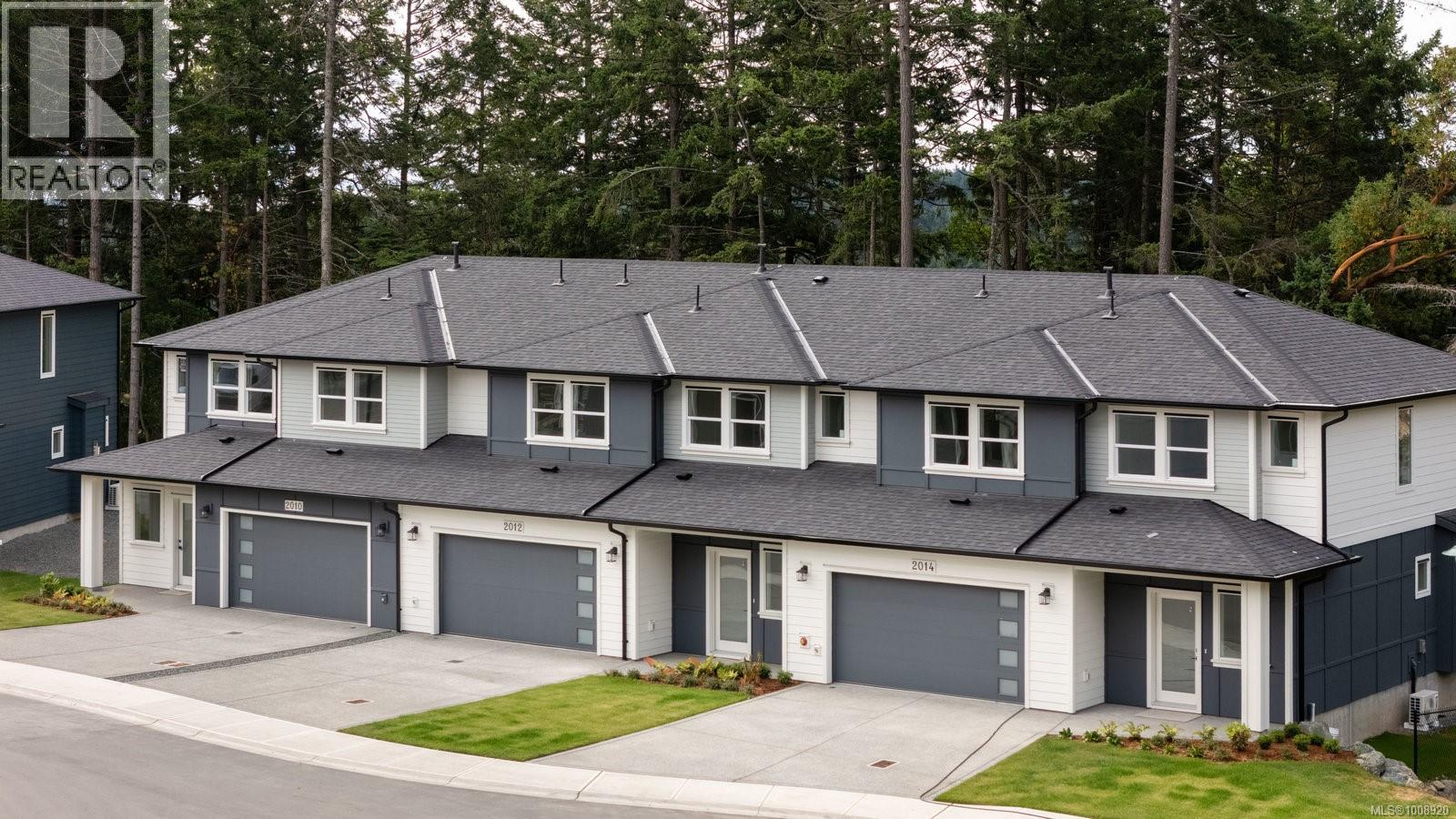 Photo 12 of 2014 West Park Lane, View Royal BC