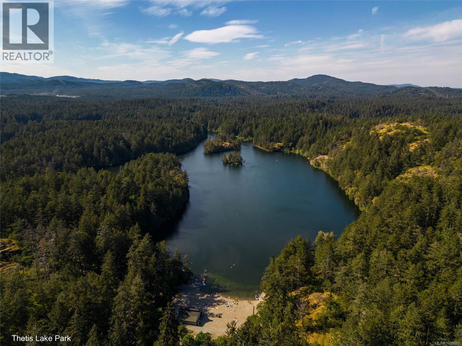 Photo 23 of 2014 West Park Lane, View Royal BC