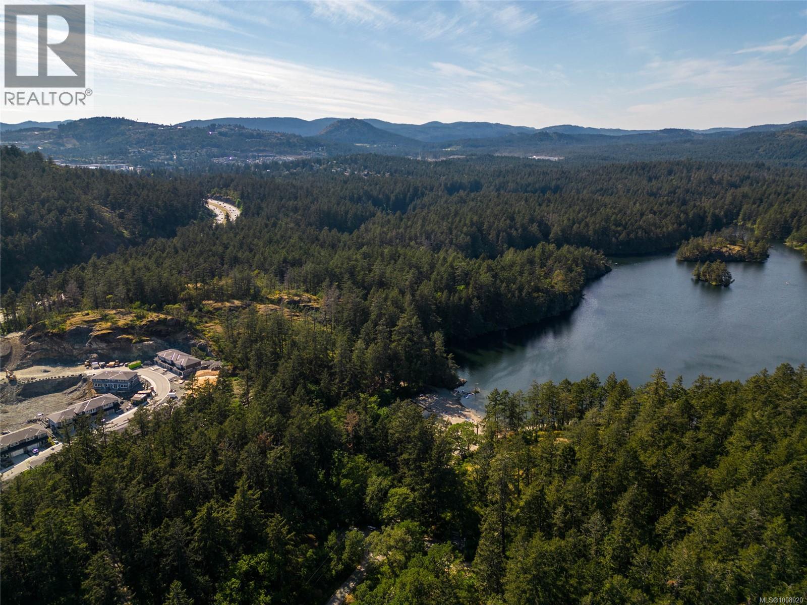 Photo 20 of 2014 West Park Lane, View Royal BC