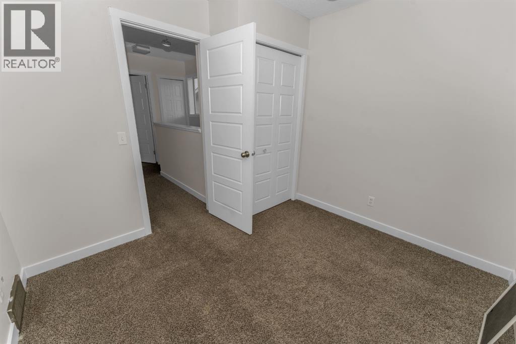 Photo 21 of 120 Martinview Close Ne, Calgary AB