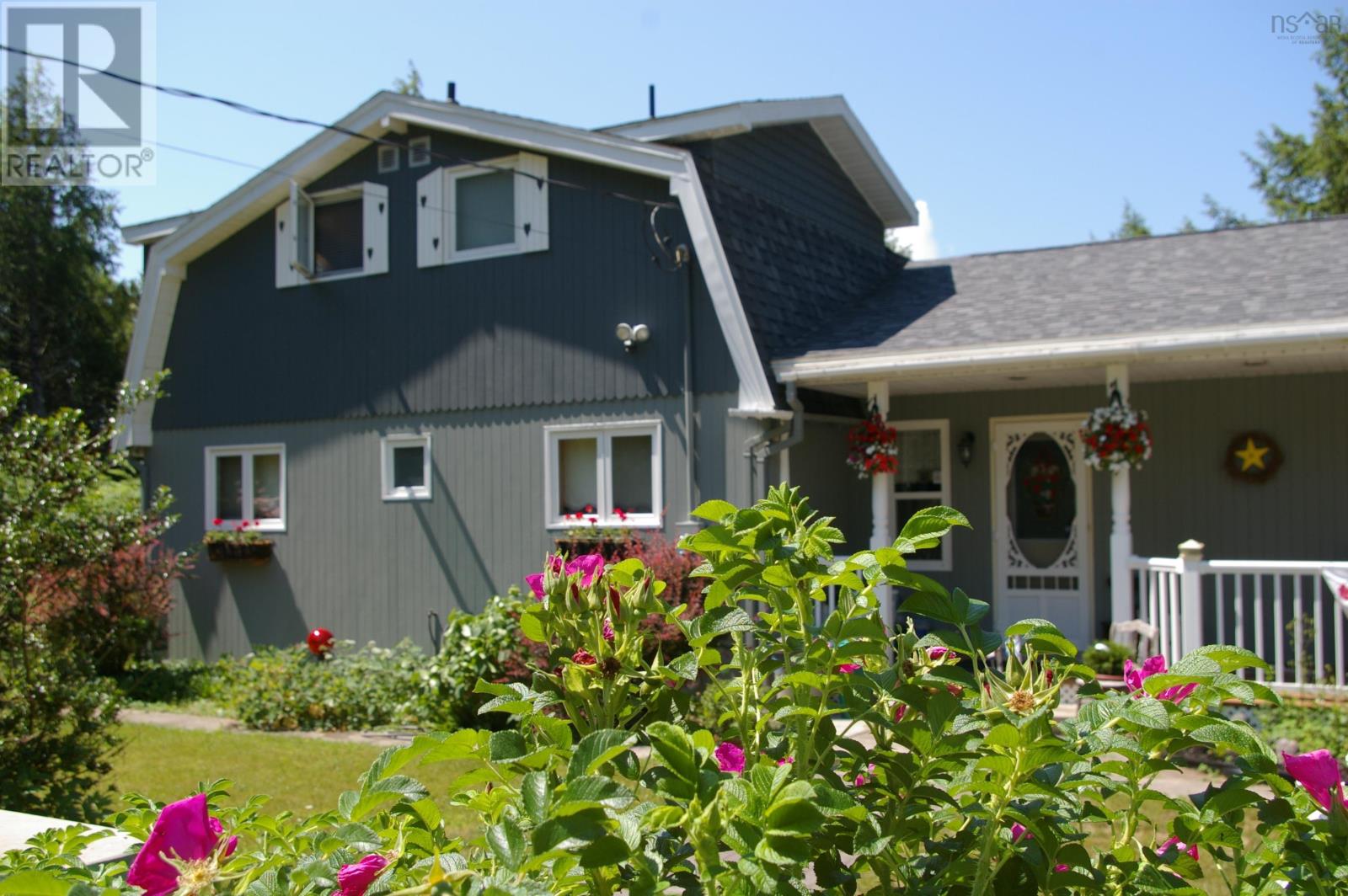 Property 2 of 20 of 69 Thumb Cap Point Road