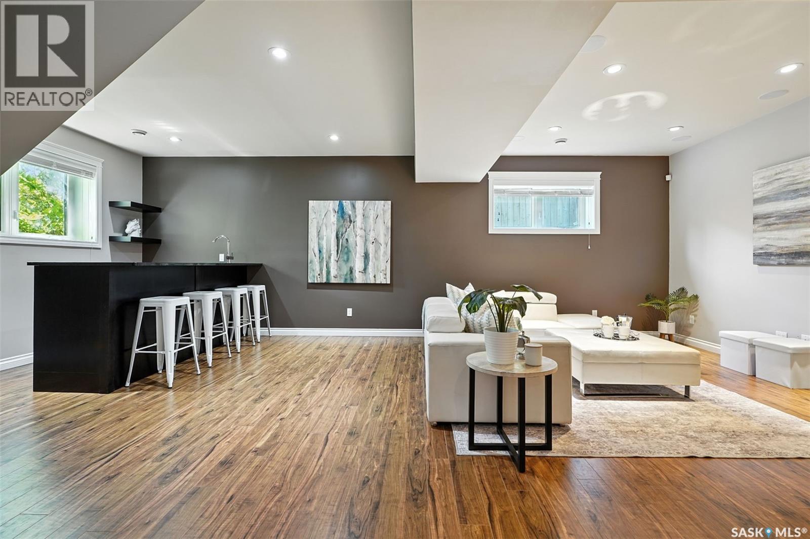 Single Family House Bi-level for Sale in  Roy TERRACE Saskatoon 