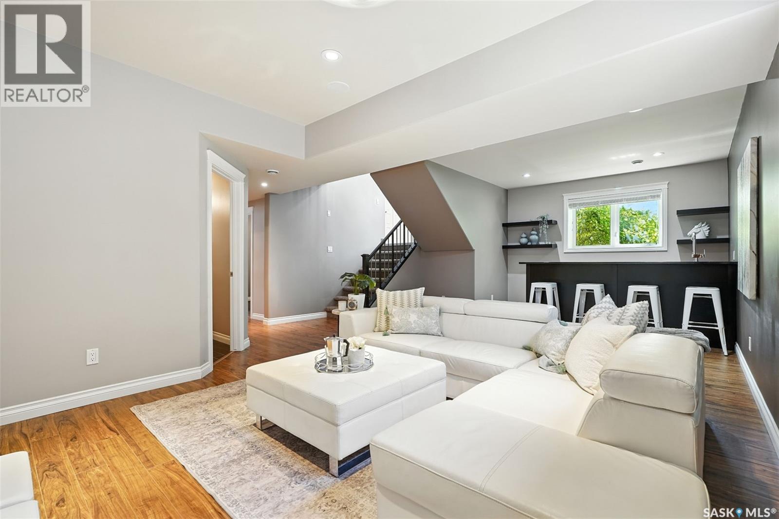 Single Family House Bi-level for Sale in  Roy TERRACE Saskatoon 