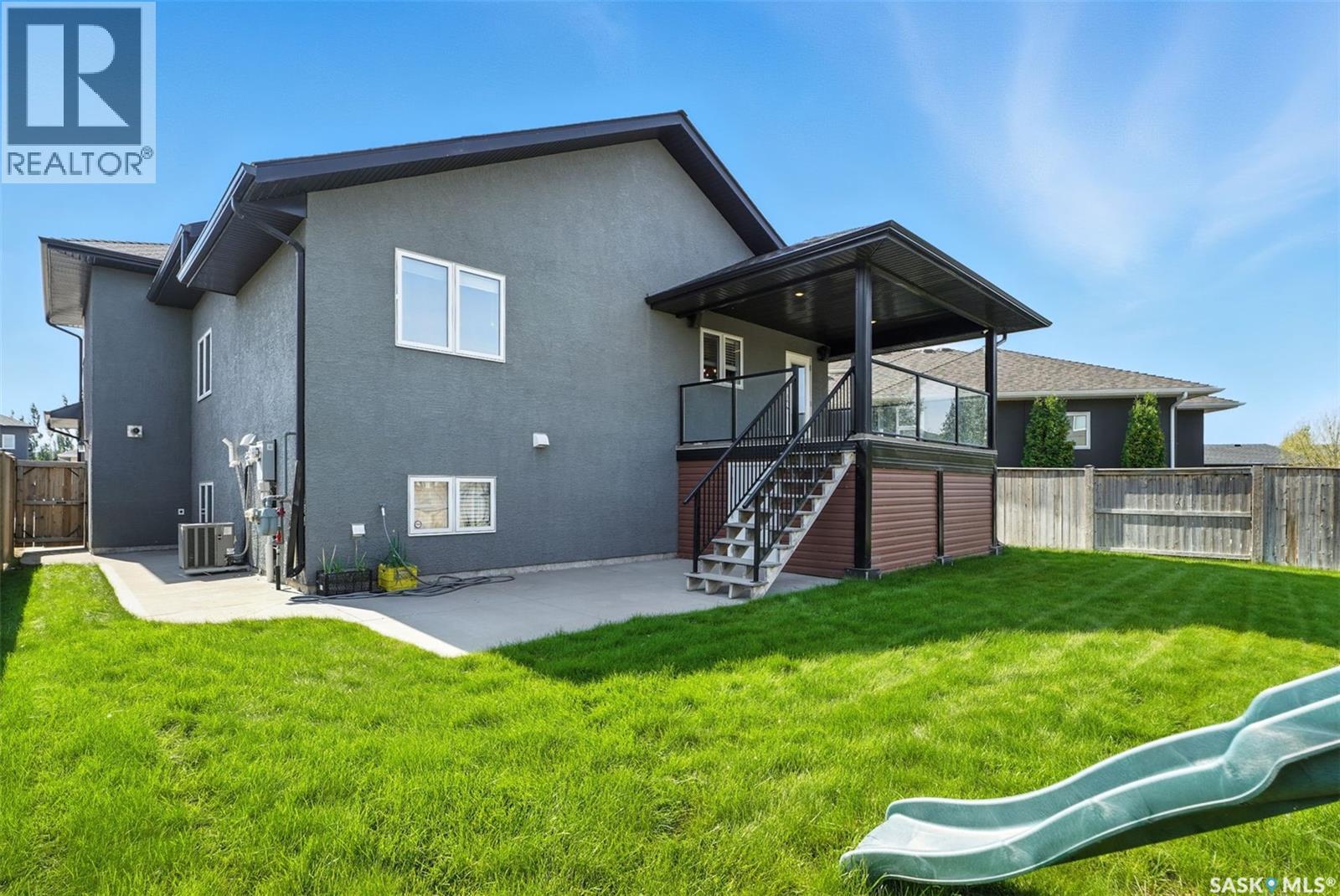 Single Family House Bi-level for Sale in  Roy TERRACE Saskatoon 