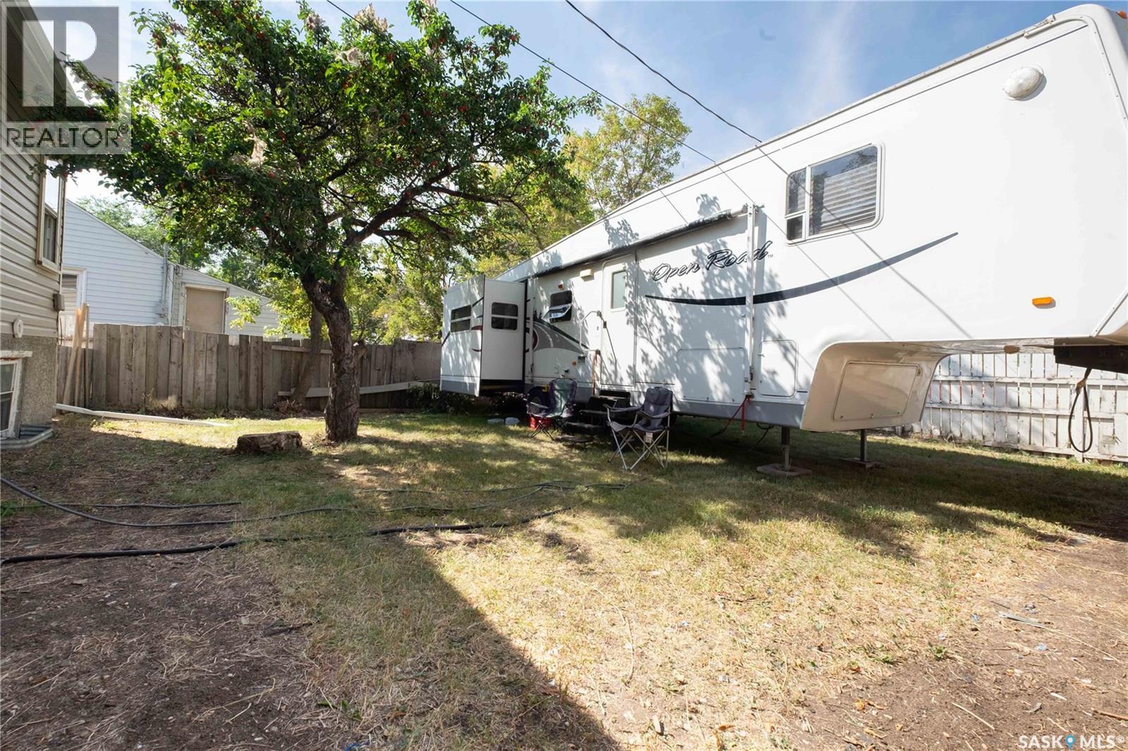 Photo 6 of 1000 Wascana Street, Regina SK