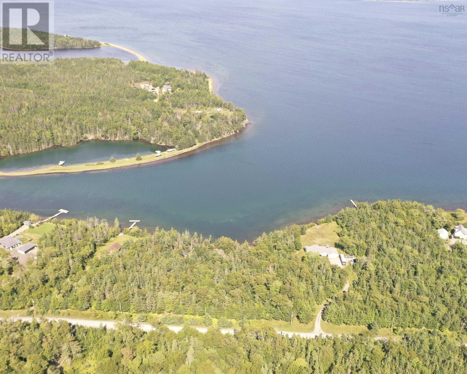 Property 10 of 18 of 32 Wall Street