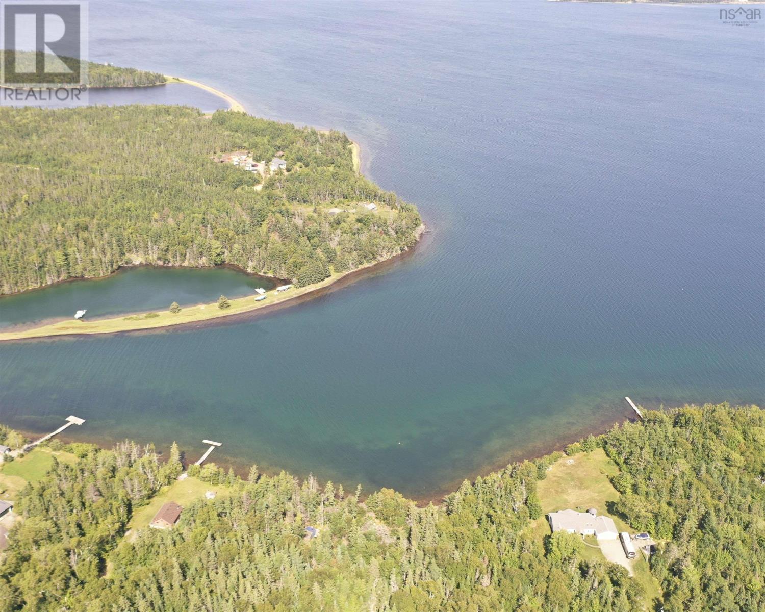 Property 8 of 18 of 32 Wall Street